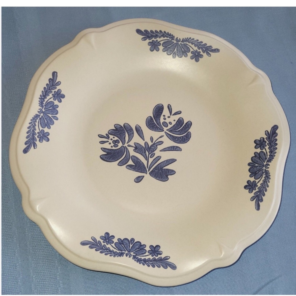 2 pfaltzgraff yorktowne platter